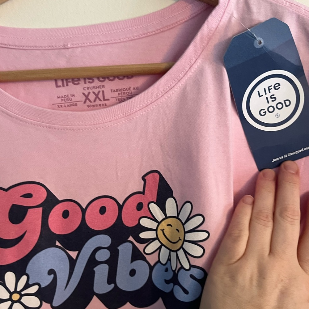 Life Is Good 'Good Vibes' Short Sleeve Crusher Tee - Picture 2 of 6